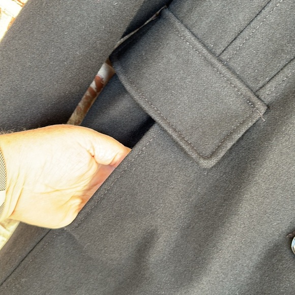 London Fog Elegant Black Pea Coat - Picture 4 of 11